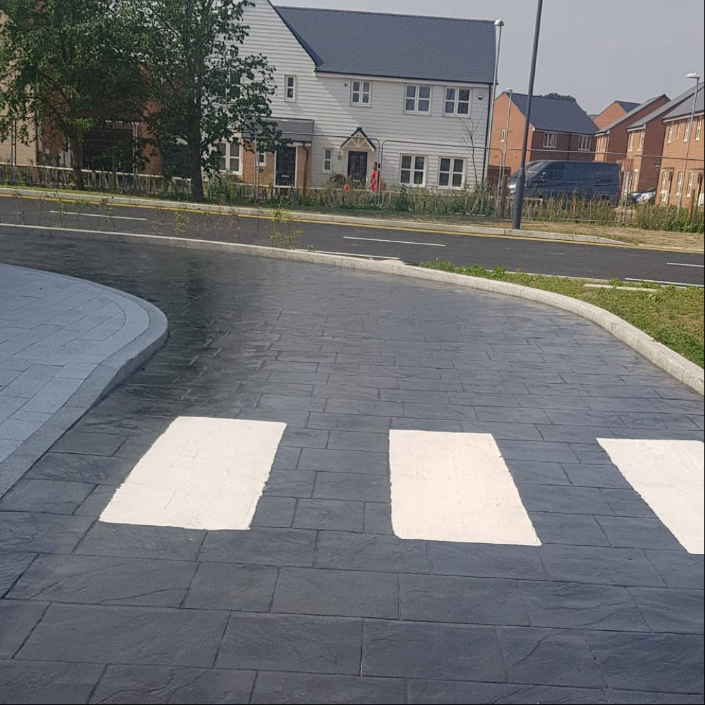 Commercial Concrete Driveways & Access Roads