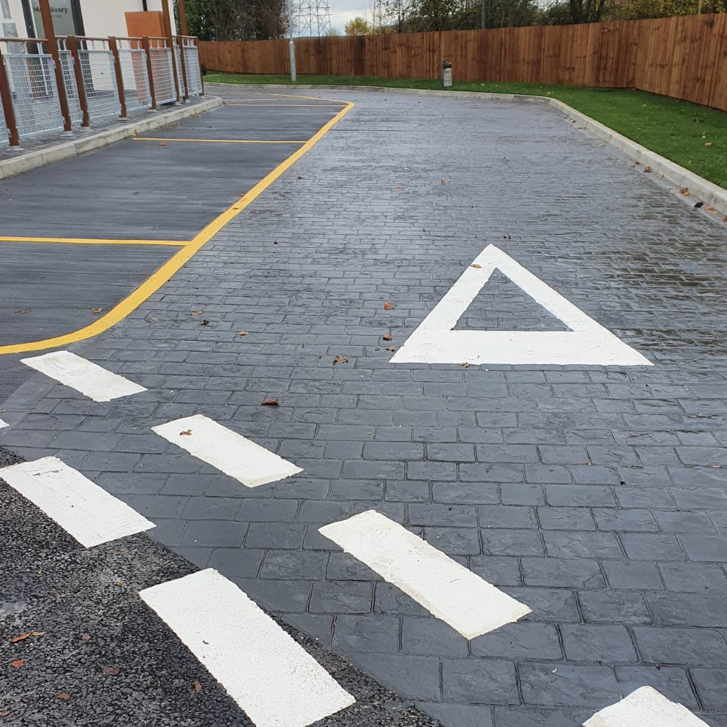 Commercial Concrete Driveways & Access Roads